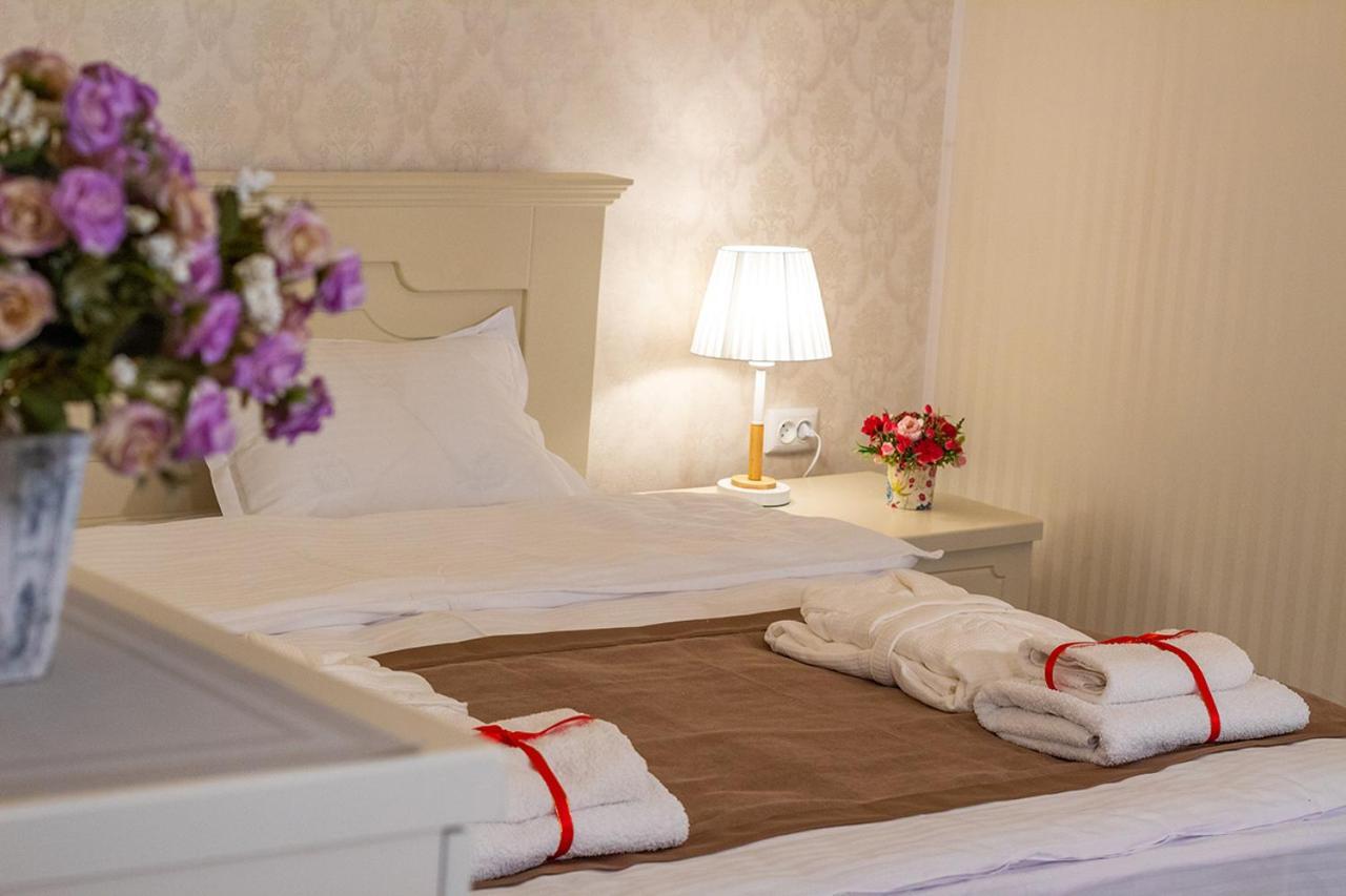 Royal Apartment In Old Tbilisi ภายนอก รูปภาพ