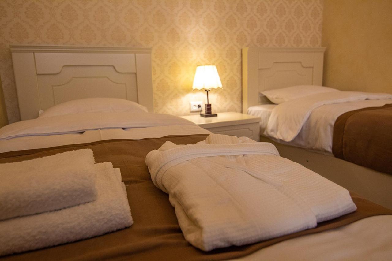 Royal Apartment In Old Tbilisi ภายนอก รูปภาพ