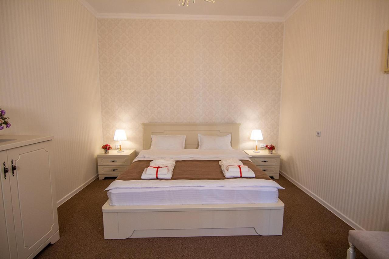 Royal Apartment In Old Tbilisi ภายนอก รูปภาพ